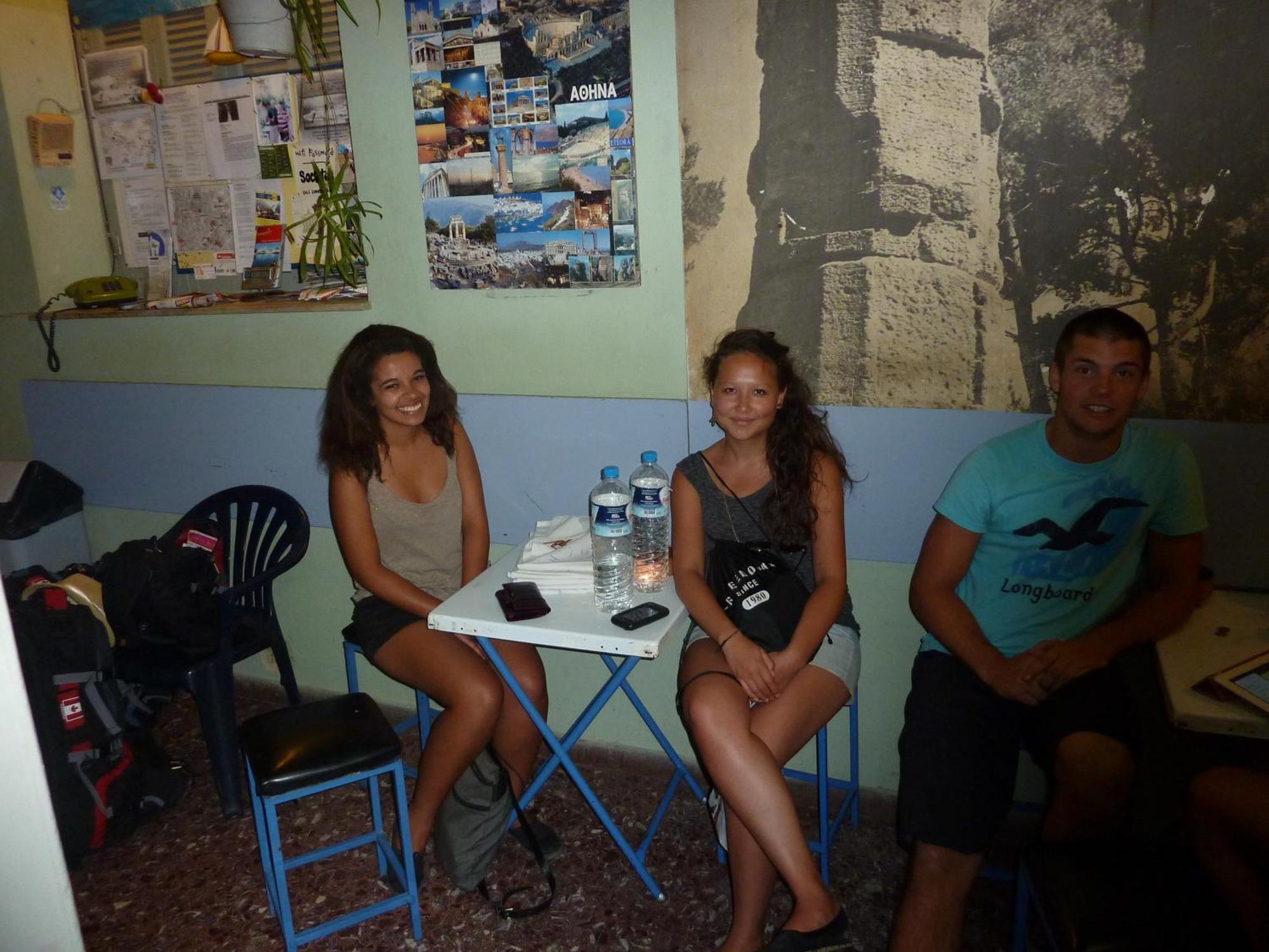 Pagration Youth Hostel Athens Ngoại thất bức ảnh