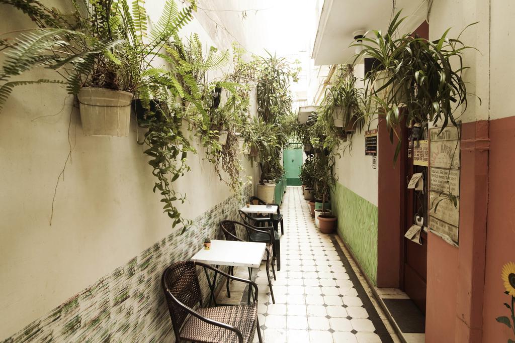 Pagration Youth Hostel Athens Ngoại thất bức ảnh